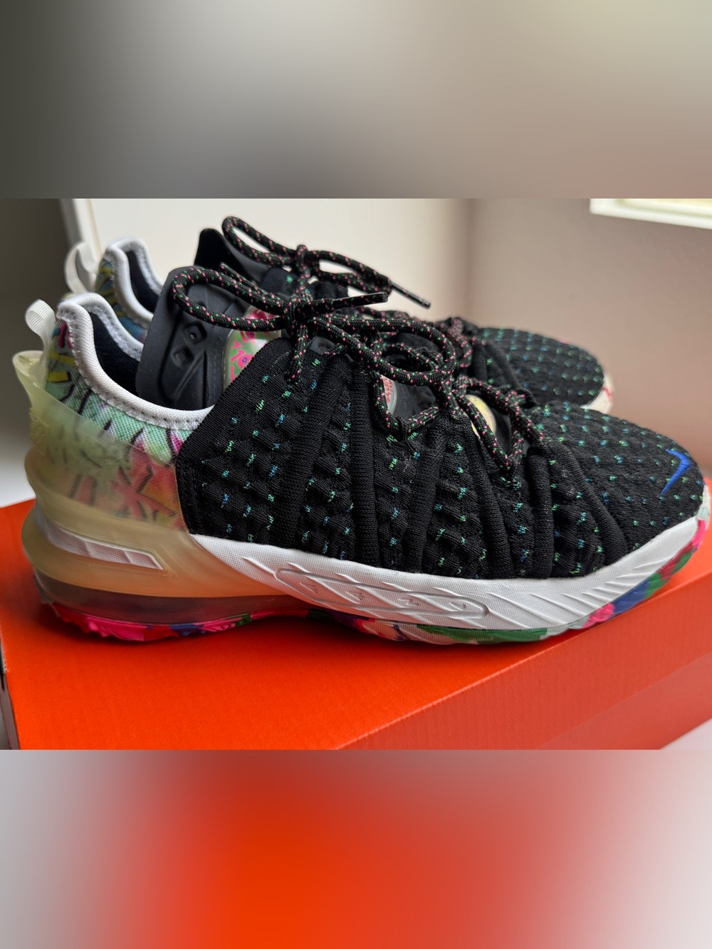 Nike LeBron 18 James Gang - Size 4Y